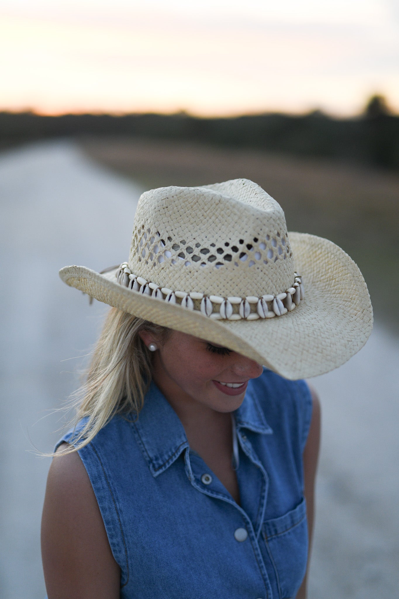 Seashells Band Cowboy Cowgirl Handmade Hat - Light Beige