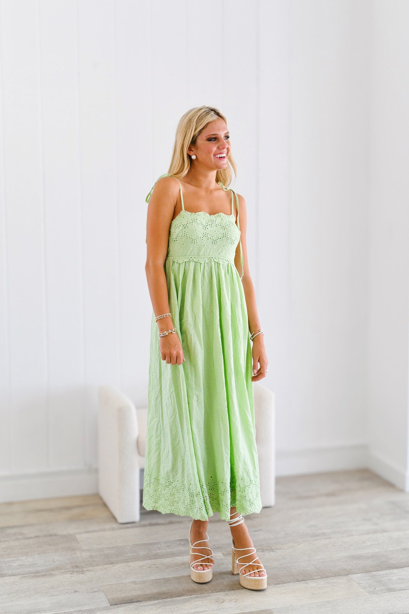 Kellie Scallop Eyelet Midi Dress - Apple Green