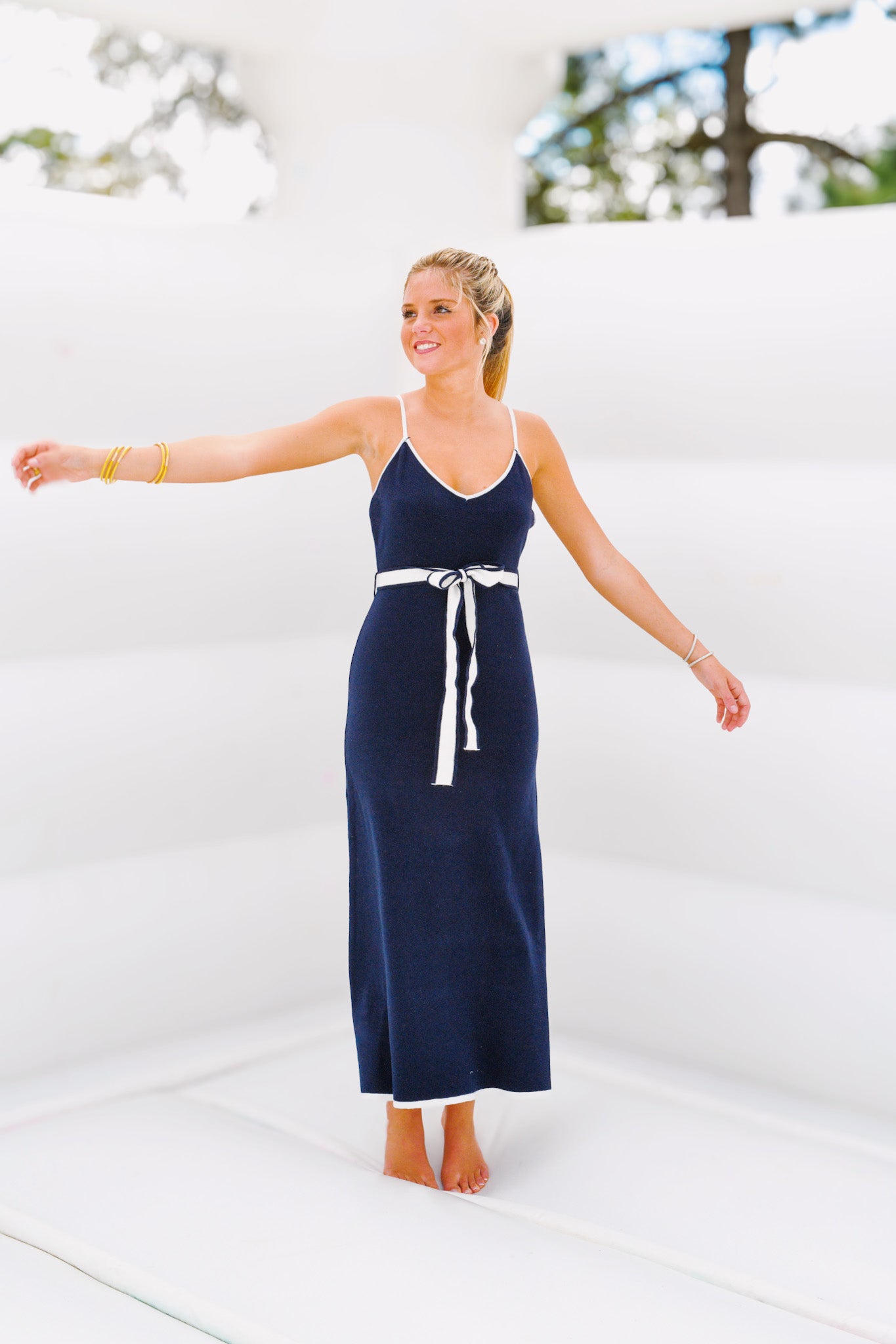 Allie Contrast Belted Maxi Dress - Navy/White