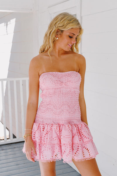 Santorini Eyelet Dress - Light pink