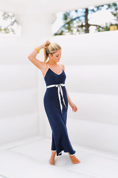 Allie Contrast Belted Maxi Dress - Navy/White